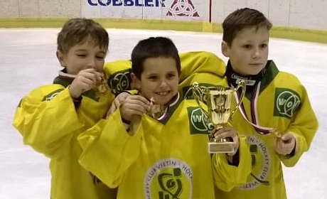 tvrt tda obsadila na novoronm turnaji v Ronov prvn msto