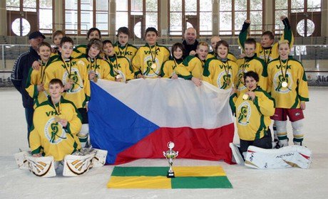 Zlato z hokejovho turnaje v nmeckm Fssenu