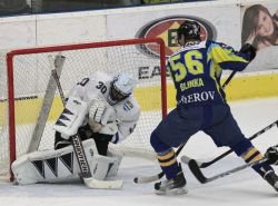 Velk bitva o elo tabulky je tady, Perov host Havov!