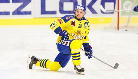 Kapitn Zubr Tom Skora vtipkuje: Luk Chmel mi poslal ivotn abiku