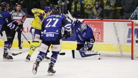 Tbodov nadlka od Jeka. Zubi krtce ped tdrm dnem vyzrli na Havov