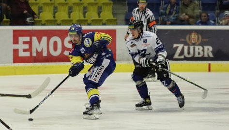 Nalapan fini zkladn sti zan. Zubi m na led sestupujcho Havova