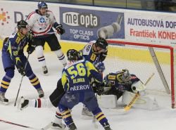 Zubry opt zradila koncovka, do finle postupuje Karvin