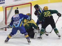 Zubi, bojujte dl! Tet zpas tvrtfinle se hraje v Perov