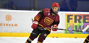 Daniil Duka při rozbruslení - dorost Chomutov