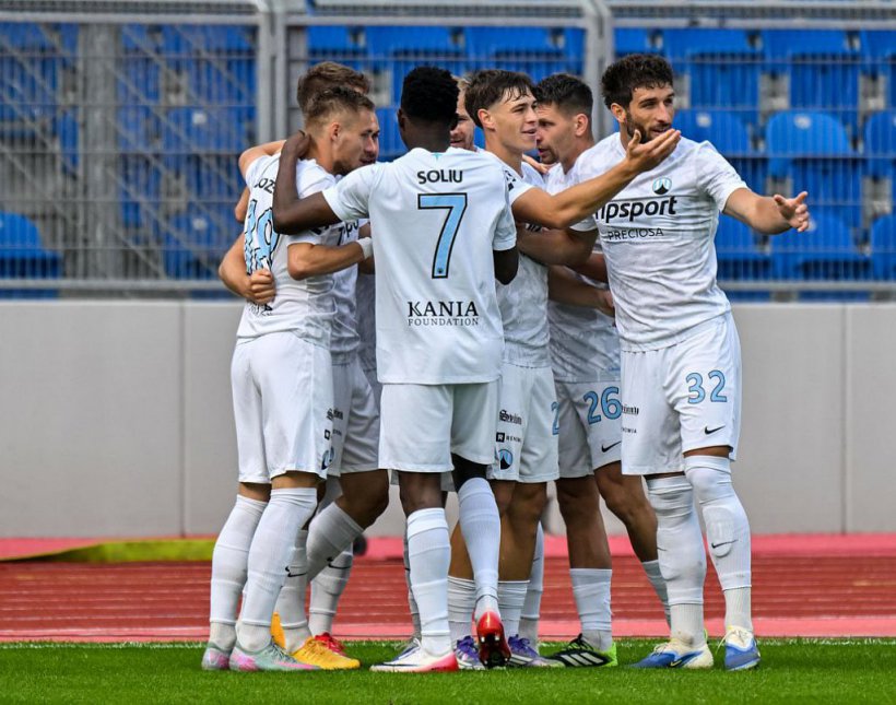 Eindrucksvoller Auswrtssieg in Ostrava - 2:0 bei Bank