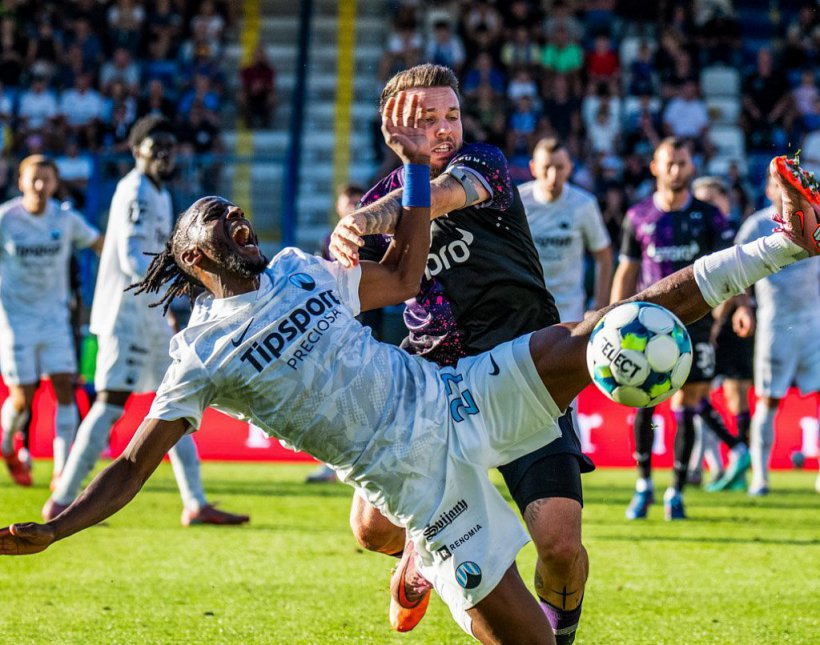 Spter Nackenschlag verhindert Sensation - Slovan erkmpft 1:1 gegen Slavia