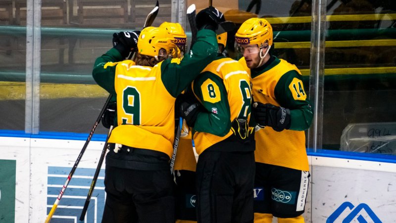 Junioi porazili Warriors, o triumfu rozhodli v zvru