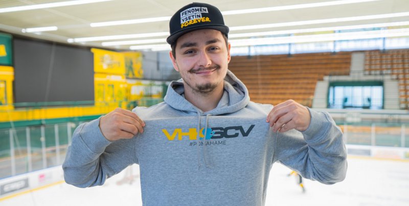 #POMAHAME: Aukce v plnm proudu, nov merch, Halloween i benefin koncerty!