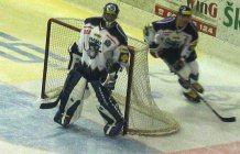 Nemocného Orcta nahradil Miroslav Kopřiva. - Miroslav Kopřiva Dukla Jihlava Kladno