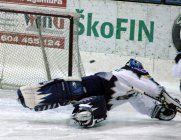 Gól Romana Kaděry na 1:0. - Roman Kaděra Zdeněk Orct Dukla Jihlava Rabat Kladno