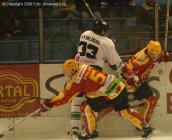 Ondřej Polák v souboji s Michaelem Vyhlídalem. - Ondřej Polák Michael vyhlídal Dukla Jihlava Mladá Boleslav