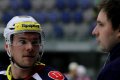 Radek Havel se ped extraligovou premirou bavil s fyzioterapeutem Pavlem Wildumetzem