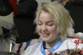 Alena oslavila v SD ARN bhem derby sedmnct narozeniny a jako gratulant nechybl ani Picaroon