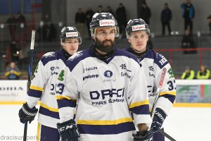 Draci okovali Prostjov, kter padl poprv v zkladn hrac dob!