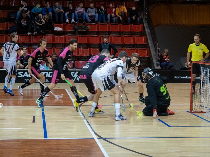 O vtzstv Chomutova rozhodla prvn tetina. Proti Slovanu bere ti body