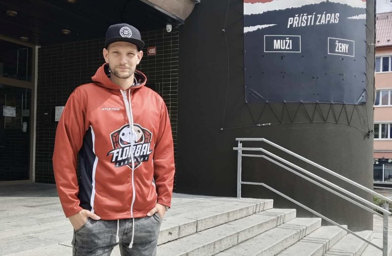 Pestupov bomba! Z Karlovch Var pichz zkuen tonk Michal Klpa