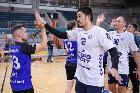 6.p��prav� utk�n�: Unia Tarn�w-SKKP Handball Brno