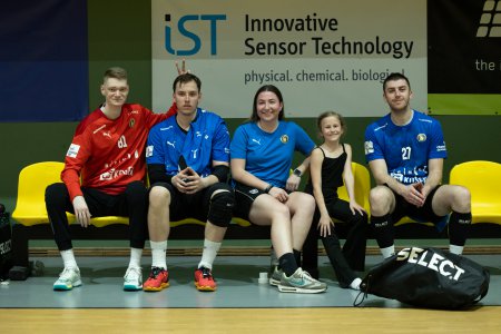 Odveta o 5.-8.m�sto: HC ROBE Zub�� vs. SKKP Handball Brno