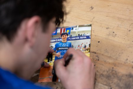 1.utk�n� o 5.-8.m�sto: TJ Sokol Nov� Vesel� vs. Handball Brno