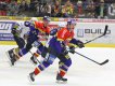 Pavel P�cha a V�t Jon�k (v pozad�) startuj� do �toku.
