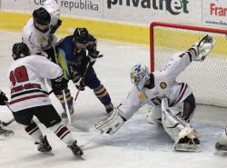 Zubi zlomili srii nespch, Frdek odjel s przdnou