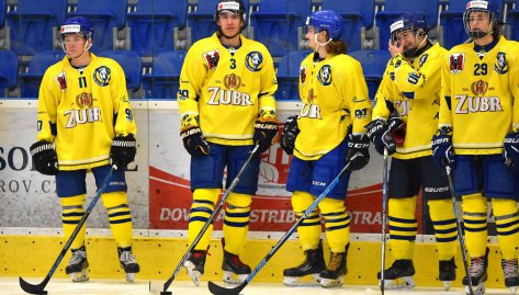 Juniorka v zvru tikrt inkasovala, vhru na led Warriors si ale pohldala