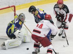 Zubi druh derby nezvldli, v ele je stdaj Jestbi