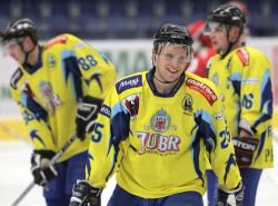 Zubrm sta s Hraditm pro prvn estku jeden bod