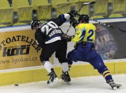 Obrovskmu tlaku Hav Zubi nakonec neodolali