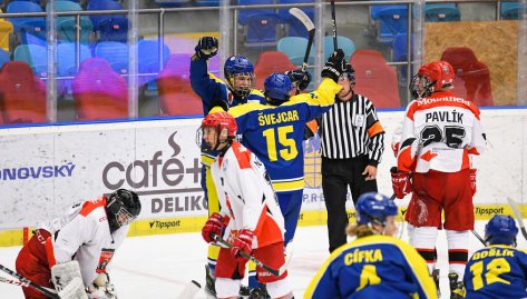 Vborn! Dorostenci maj prvn venkovn vhru, Hradec Krlov zniili pti gly