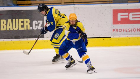 Tet vhra a opt venku. Dorost si v souboji modrolutch kombinac vylpl na Zln