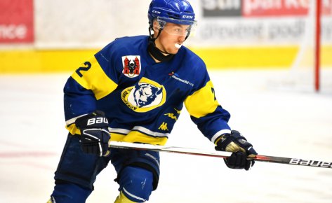 Junioi v oslaben sestav zahjili trip porkou, v Chomutov estkrt inkasovali