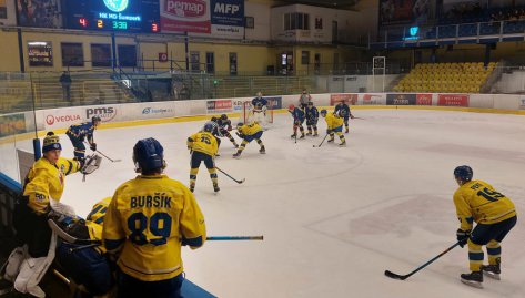 Juniorka v glov bohatm zpase vyzrla na umperk, vejda se blskl hattrickem