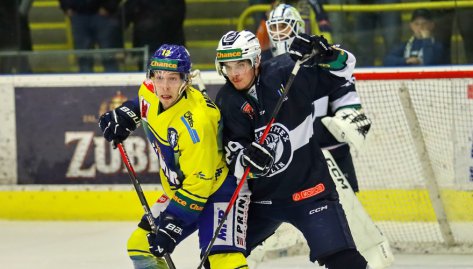 Do konce z�kladn� ��sti zb�v� t�in�ct kol. Posledn� �tvrtinu rozehraj� Zub�i s Kol�nem