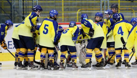 Mlad dorost na domcm led opt vtzn, Zubi po velkm boji petlaili Havov