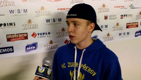 Soupe hrl hokej, kter nm nevyhovoval, ale zvldli jsme to, uvedl Tom Hank