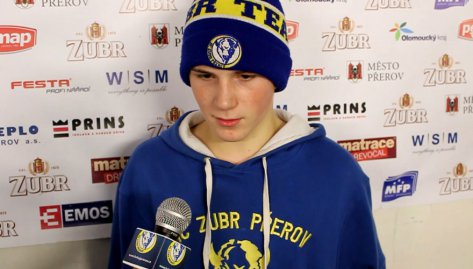 Proti Drakm tyi trefy bek. Bylo to tlakem do brny, ekl dvouglov Stanislav Svozil