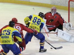 Prostjov versus Perov: Kdo vyhraje tet leton derby?