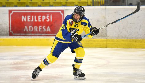 Dorostenci dky dvma brankm astnho zdolali v krajskm souboji umperk