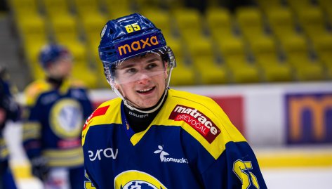 Meme se trochu nadechnout, t Tomeka. Mluv i o buly i pihrvce Fronka